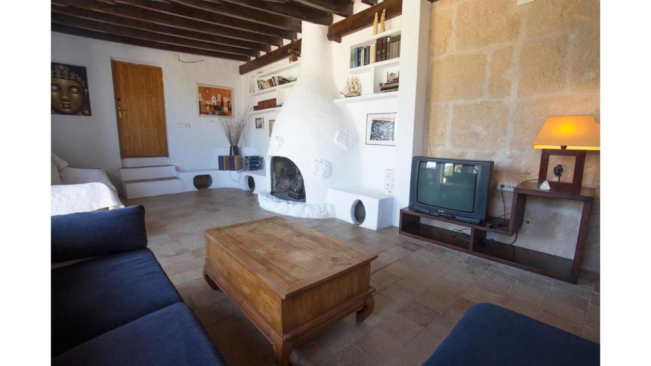 Villa Daniel 5 Mins By Taxi Into Ibiza Town Sant Jordi de ses Salines Exterior foto